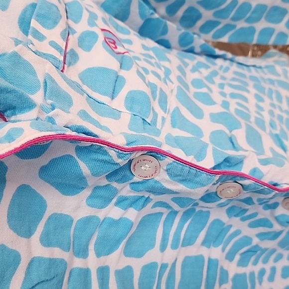 ๐ฉต VICTORIA'S SECRET Flannel Light Blue ANIMAL Pajama Set ๐ฉต - Picture 12 of 13